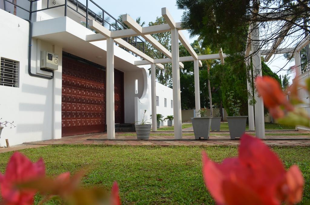 Dayanithi Guest House Jaffna Kültér fotó