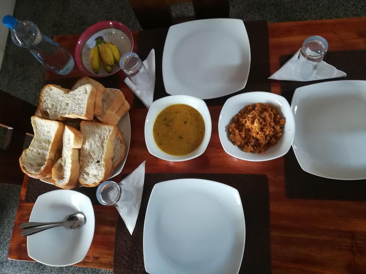 Dayanithi Guest House Jaffna Kültér fotó